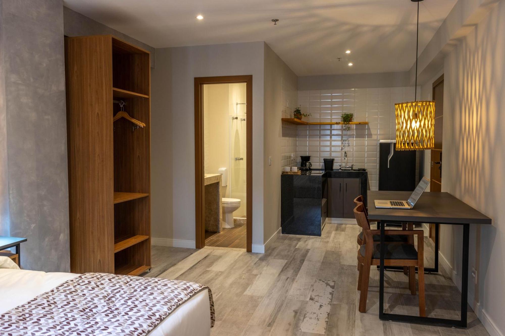 Hotel Kastel Petropolis Zewnętrze zdjęcie