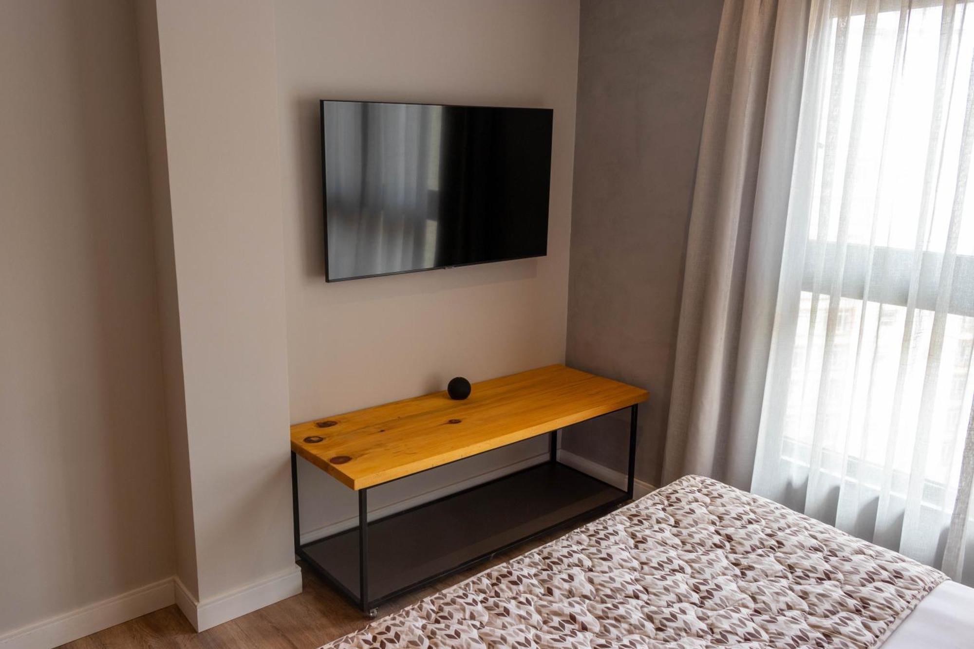 Hotel Kastel Petropolis Zewnętrze zdjęcie