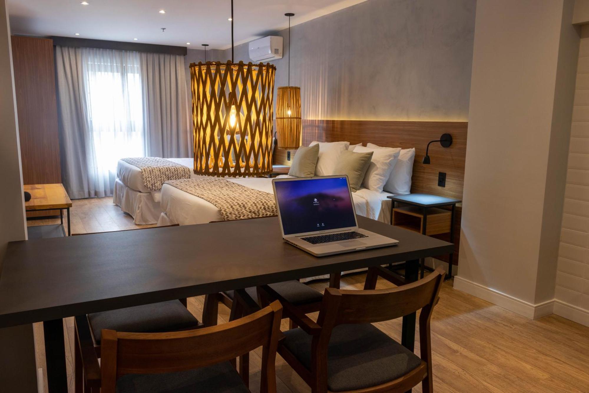 Hotel Kastel Petropolis Zewnętrze zdjęcie