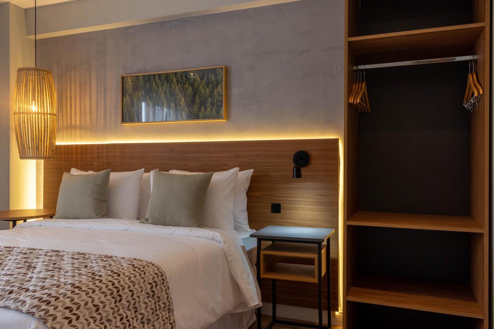 Hotel Kastel Petropolis Zewnętrze zdjęcie