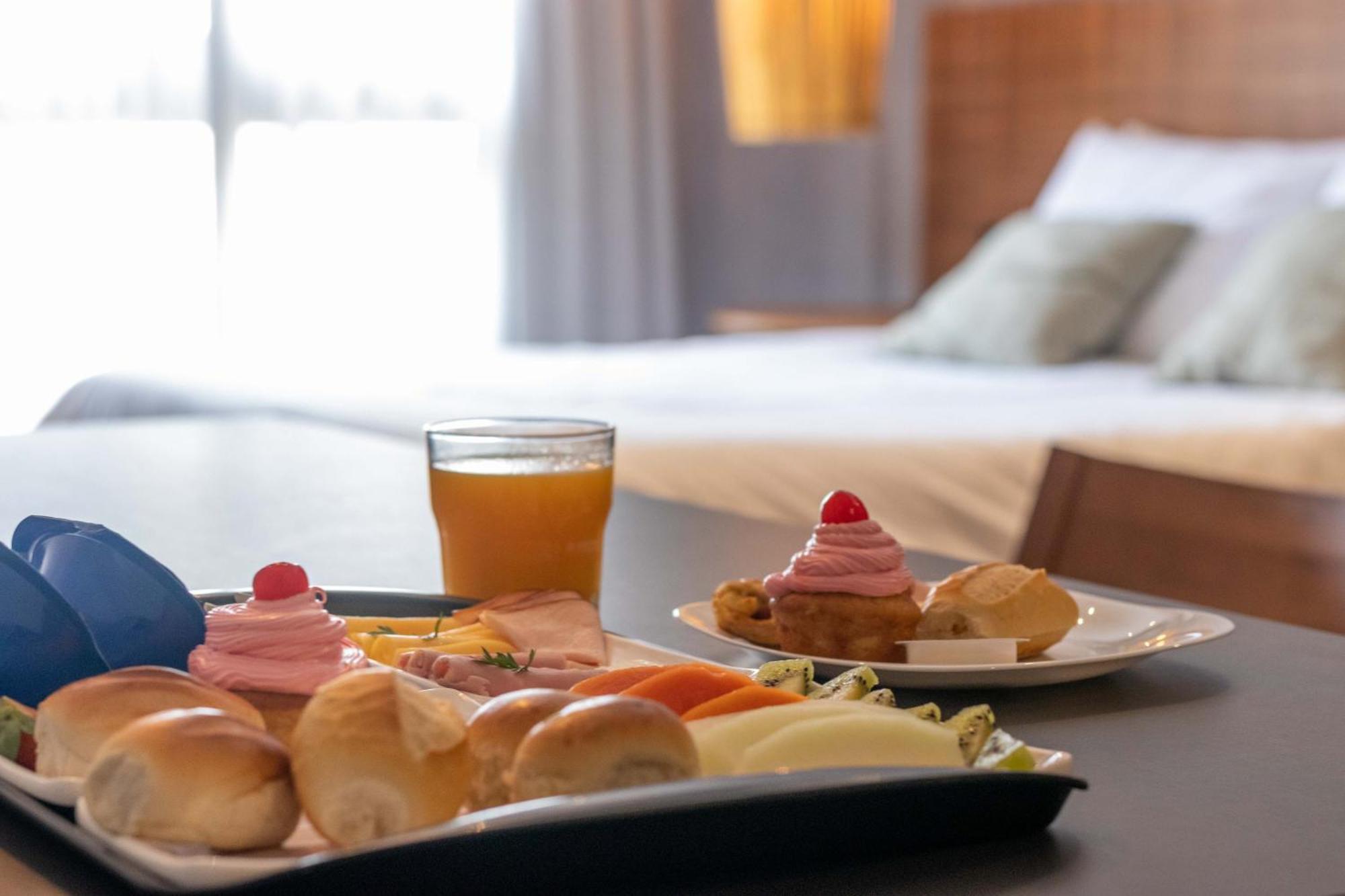 Hotel Kastel Petropolis Zewnętrze zdjęcie